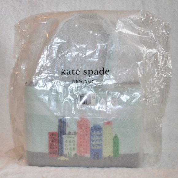 NWT Kate Spade Large Tote Bag & Wristlet Set - Picture 2 of 7